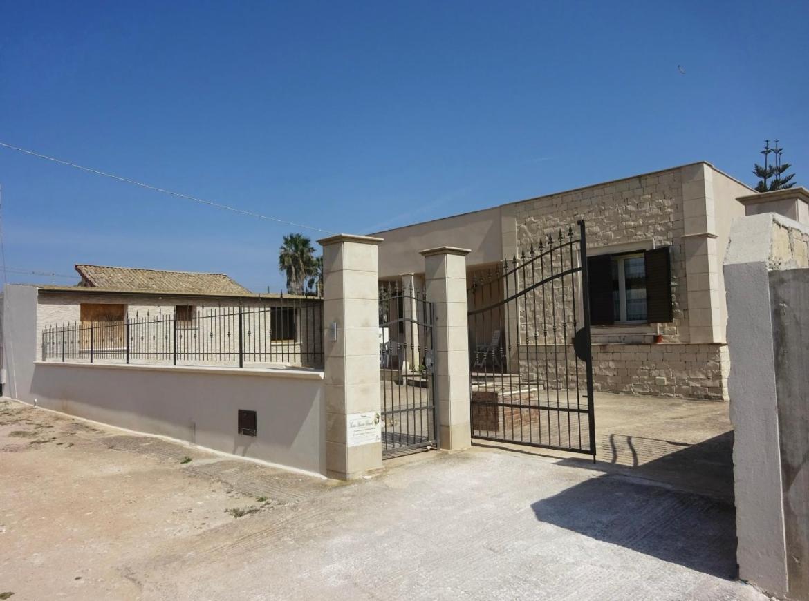 La Pietra Bianca Villa Portopalo Di Capo Passero Kültér fotó
